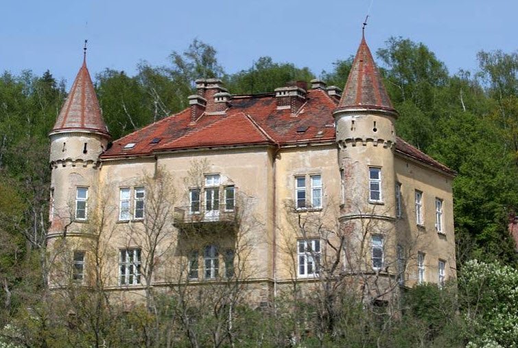 Čeminy (Zámek), Čeminy, Czechia, Czech Republic (Czechia)